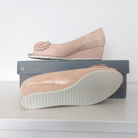 Di Chenzo Italian Leather Open Toe Wedge - Size 7 (37 European) - Picture 6 of 8